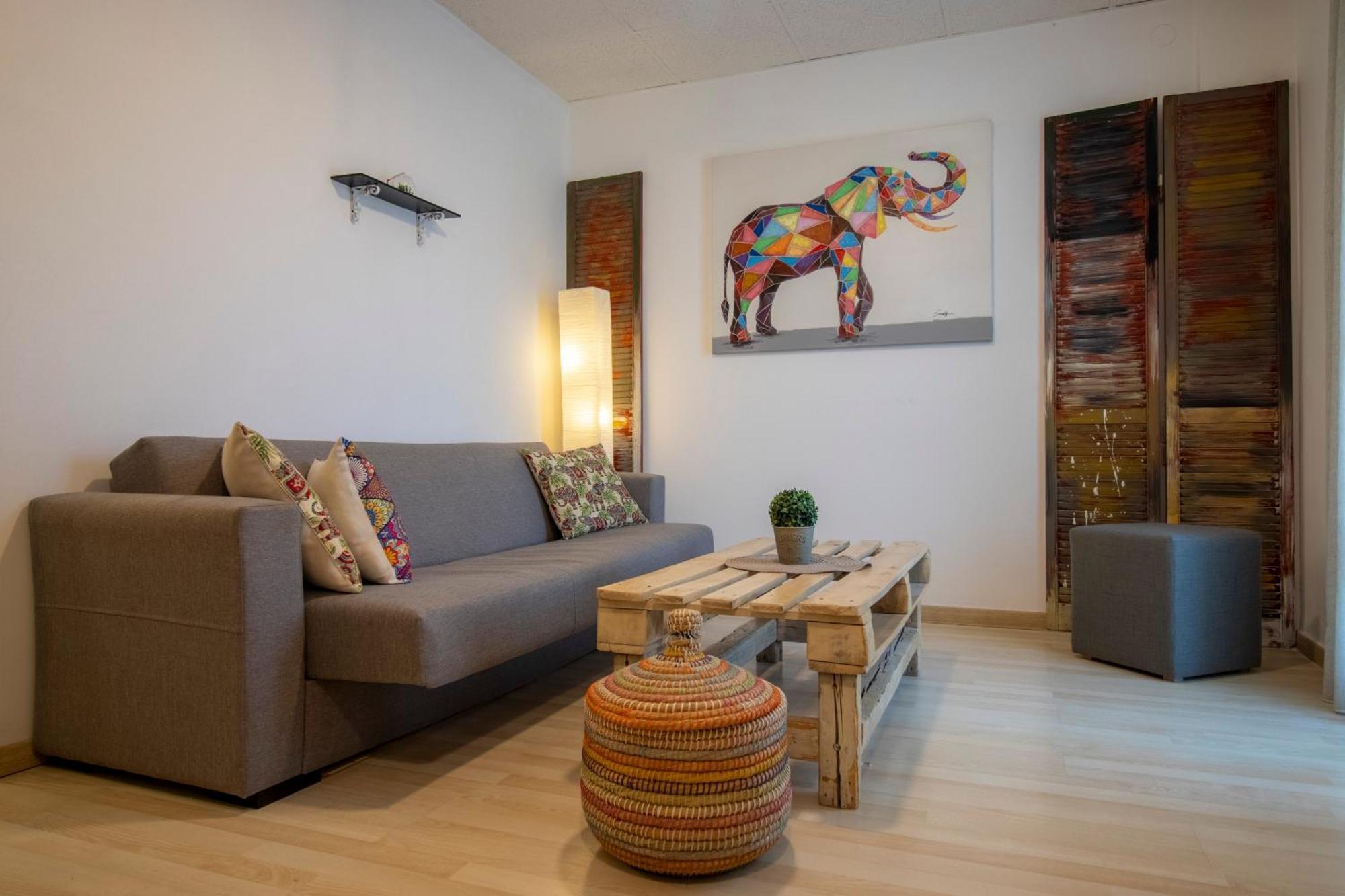 Modern City Apt In The Heart Of Heraklion Exterior foto