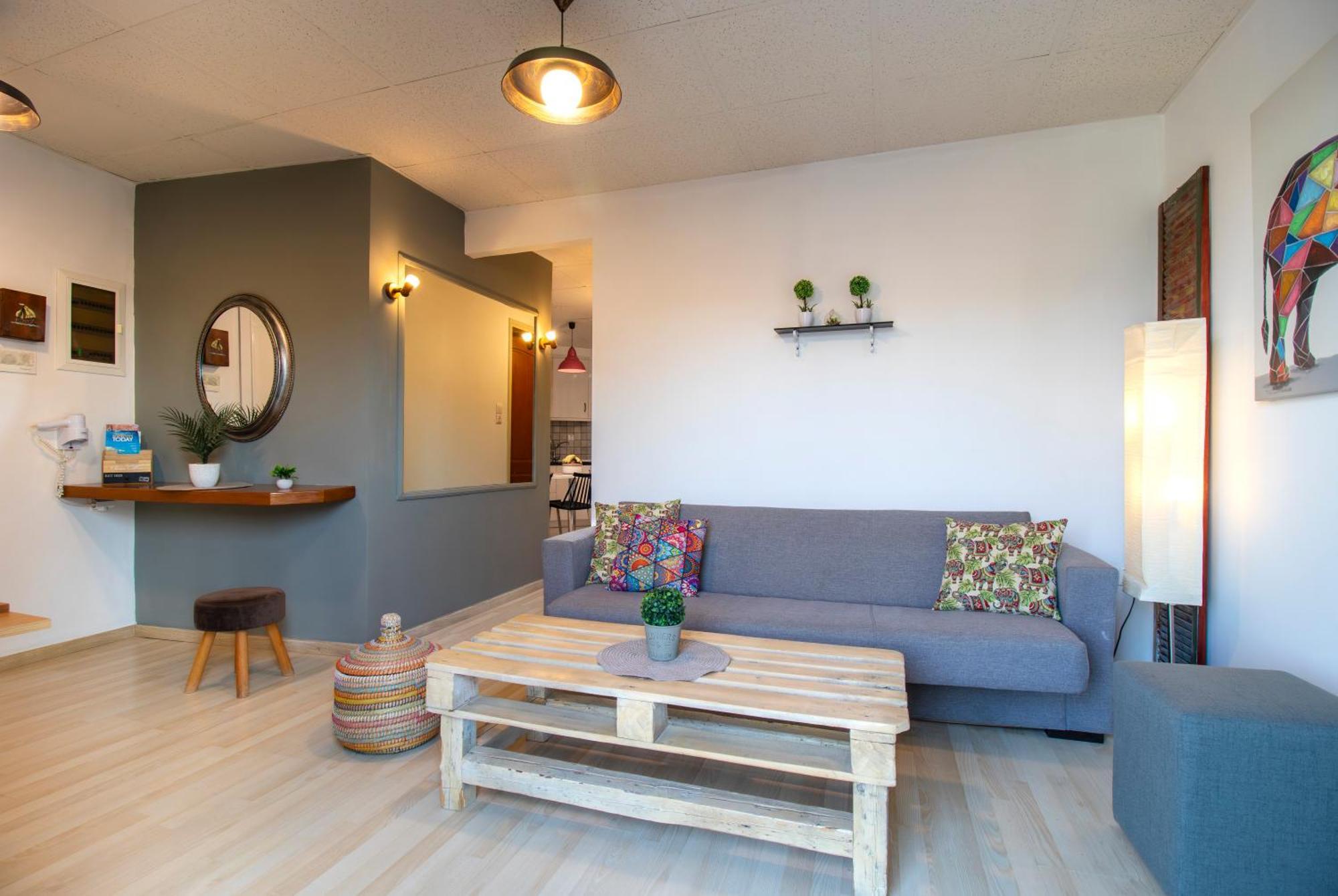 Modern City Apt In The Heart Of Heraklion Exterior foto